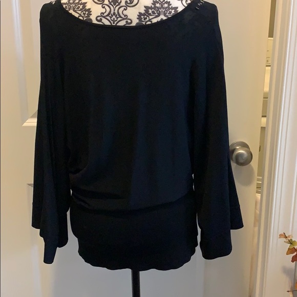 Woman’s fitted sweater with decorative neckline - Picture 6 of 8